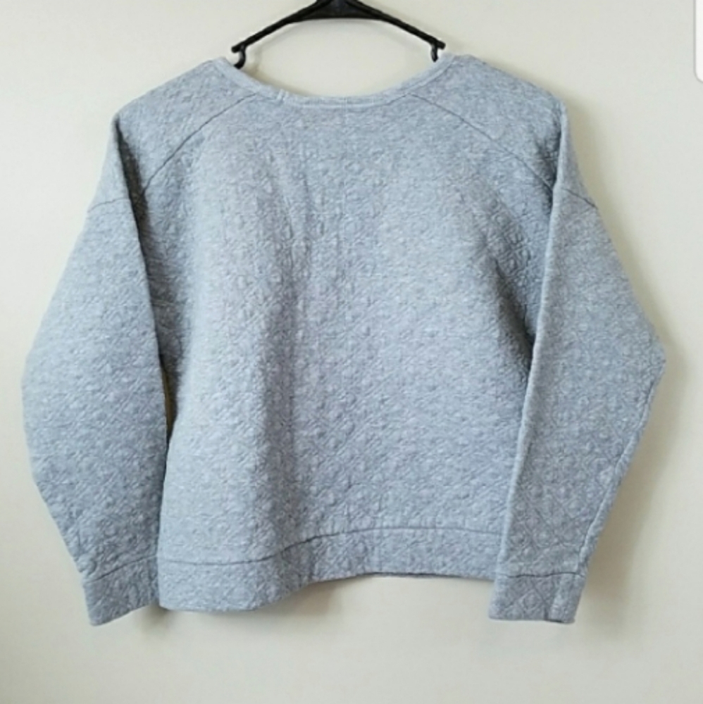 Loft | light gray quilted sweatshirt - Picture 2 of 4
